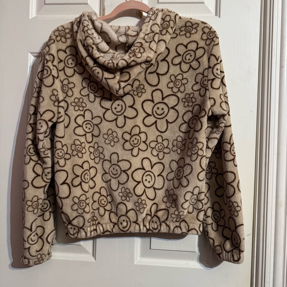 Fire & Fleur Tan/Black Smiling Daisies Full Zip Front Fuzzy Hoodie Jacket Size M - Picture 4 of 12